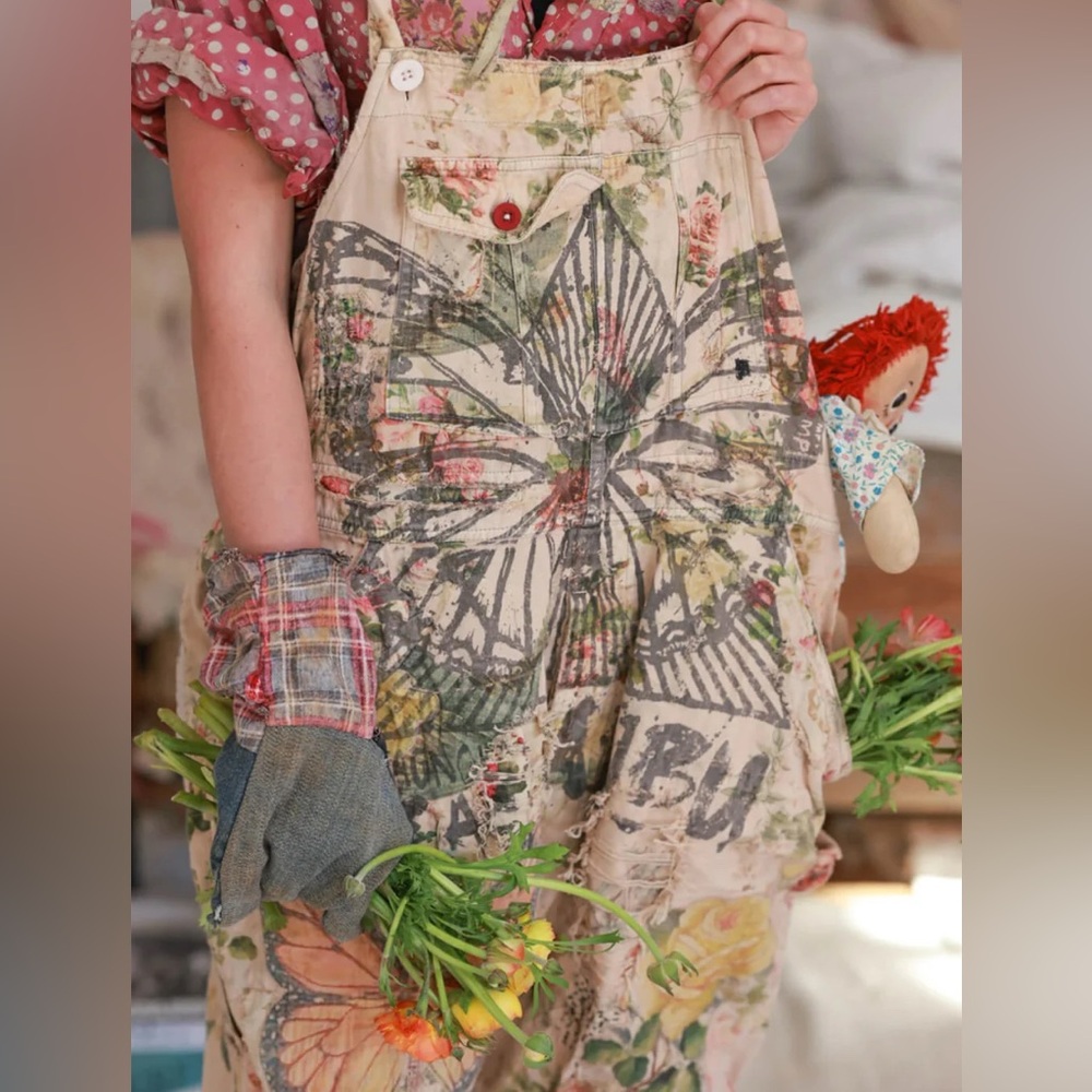 MAGNOLIA PEARL MALIBU BEAUTY LOVE OVERALLS (OSFM) - Picture 6 of 15